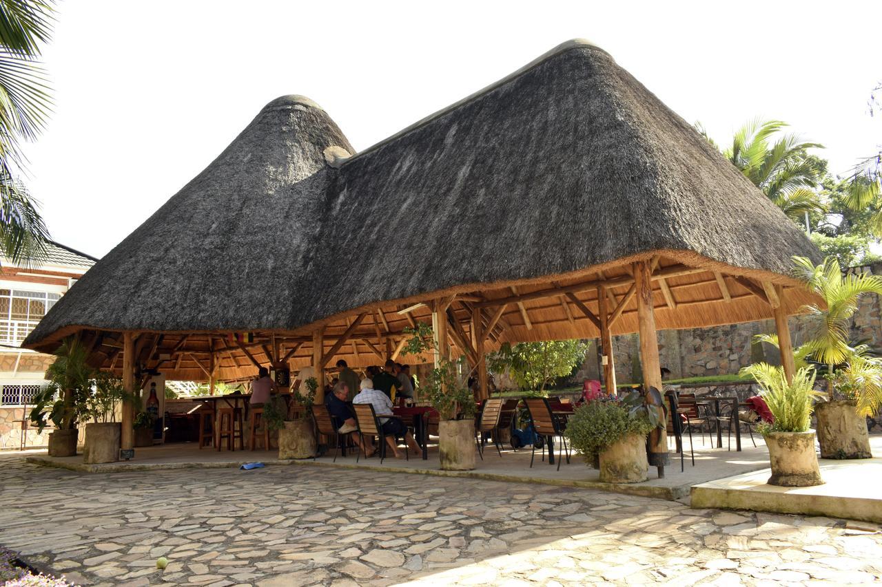 Entebbe Palm Hotel Exterior foto